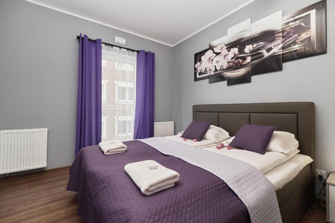 Jana Pawla Ii With Free Parking By Renters Apartment *